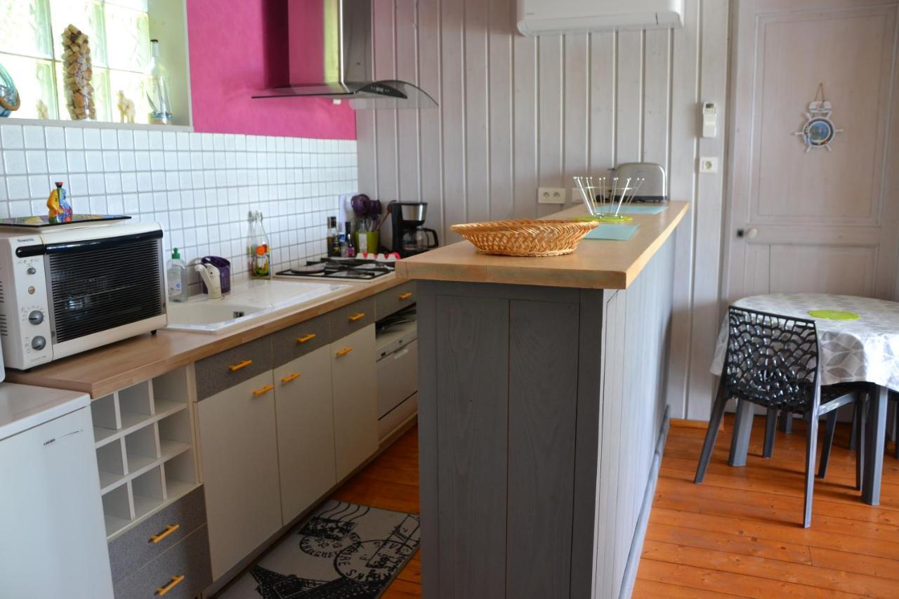 Bienvenue dans notre Gîte Naves  Extérieur photo